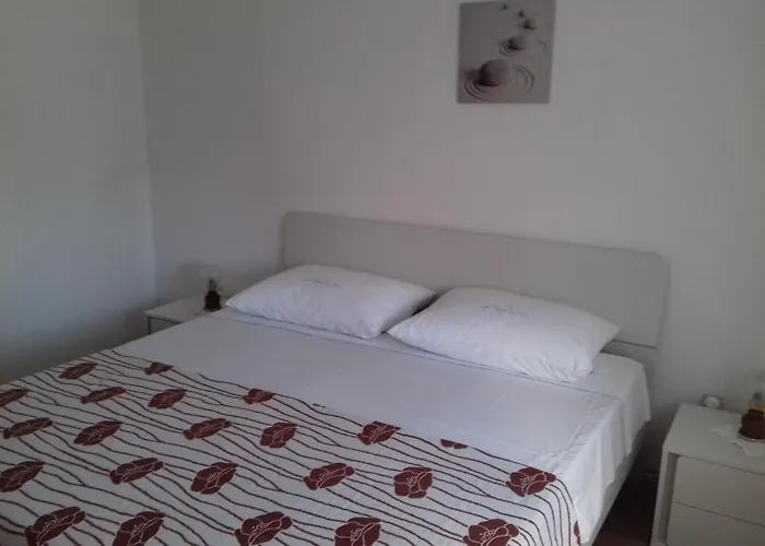 Dragan Διαμέρισμα Πούλα