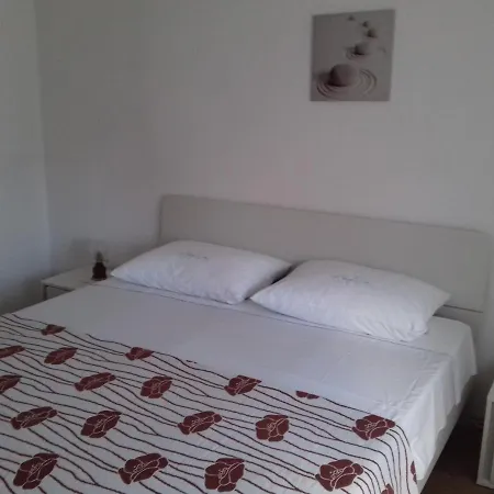 Dragan Lejlighed Pula